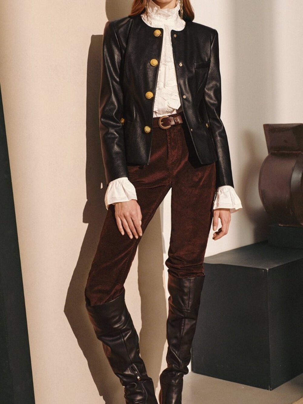 Black Elegant Women's Waist-Cinched Round Neck Faux Leather Jacket - Picture 6 of 8